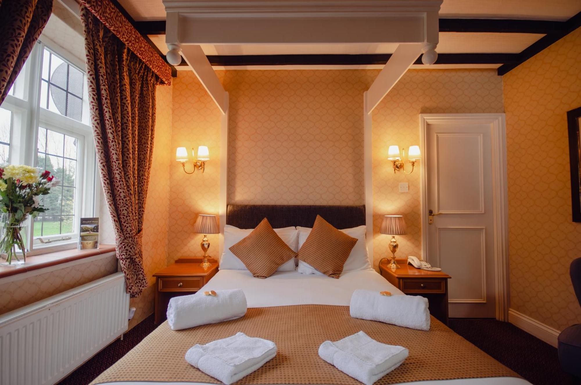 Howfield Manor 3*